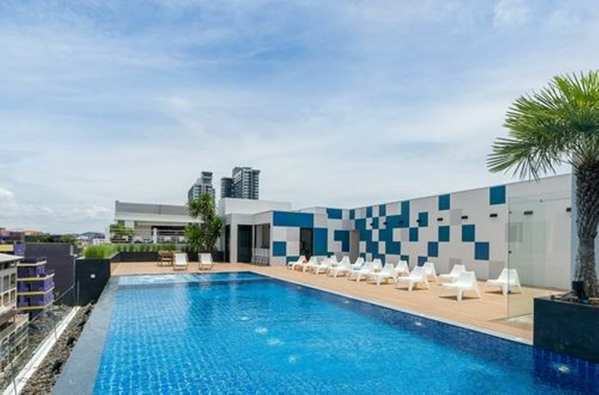 Sea Me Spring Hotel Pattaya Zewnętrze zdjęcie